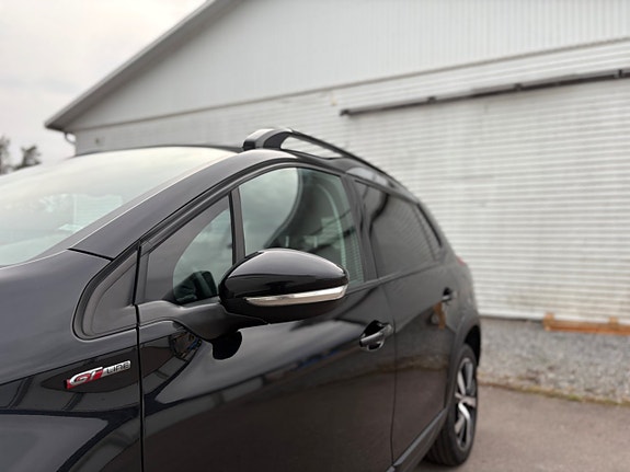 Peugeot 2008 8 of 19