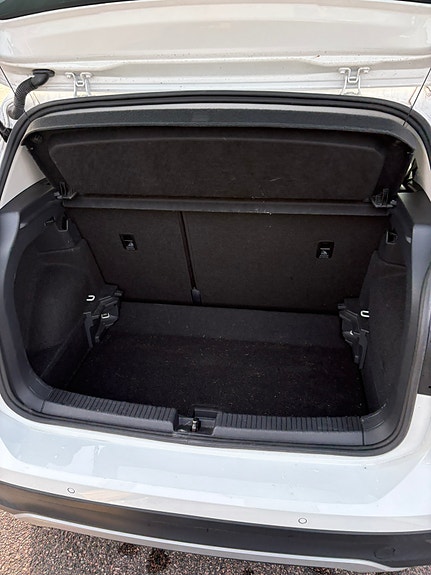 Volkswagen T-Cross 11 of 12