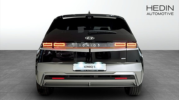 Hyundai Ioniq 5 7 of 12