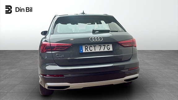 Audi Q3 5 of 12