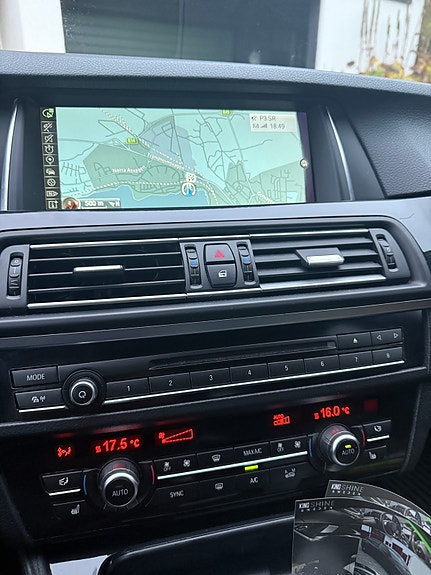 BMW 520d 2 of 7