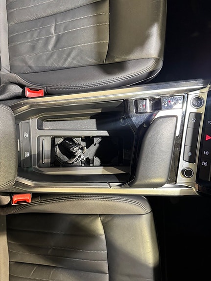 Audi e-tron 11 of 12