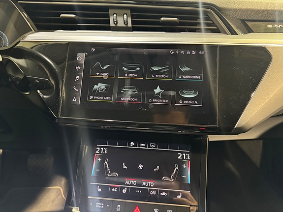 Audi e-tron 8 of 12