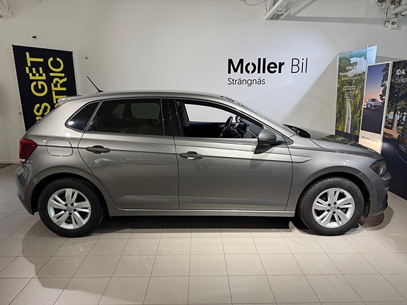 Volkswagen Polo 2 of 10