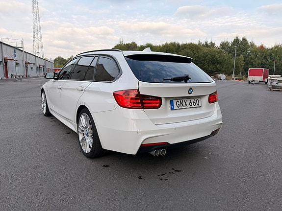 BMW 335d 8 of 12