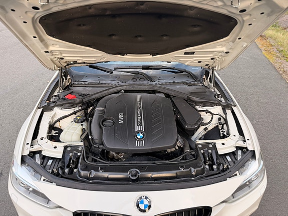 BMW 335d 12 of 12