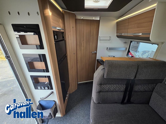 Adria Matrix 670 SL 9 of 17