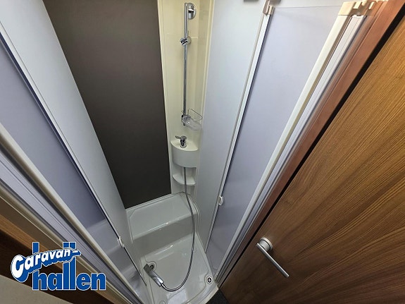 Adria Matrix 670 SL 16 of 17