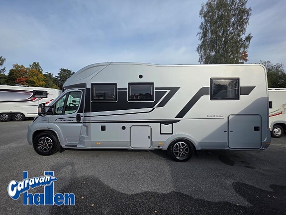 Adria Coral Supreme 670 DC 17 of 19