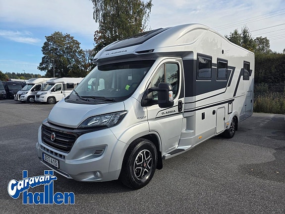 Adria Coral Supreme 670 DC