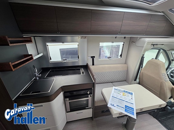 Adria Coral Supreme 670 DC 5 of 19