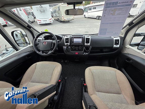 Adria Coral Supreme 670 DC 11 of 19