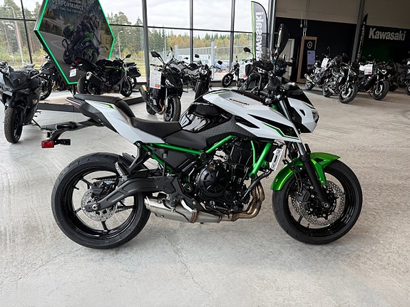 Kawasaki Z650S - Köp Online 11 of 11