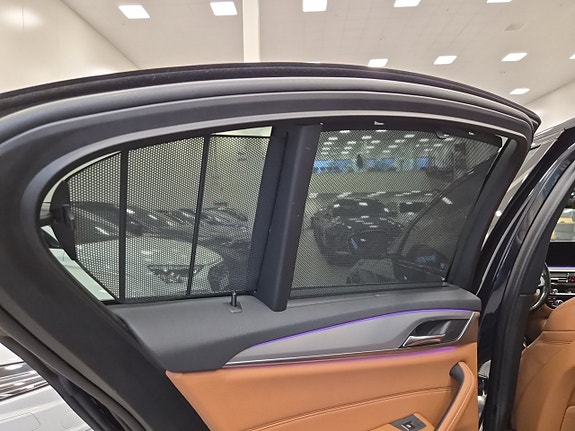 BMW 530e 20 of 23
