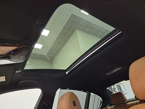 BMW 530e 16 of 23