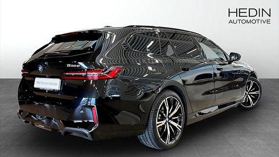 BMW 530e 2 of 12