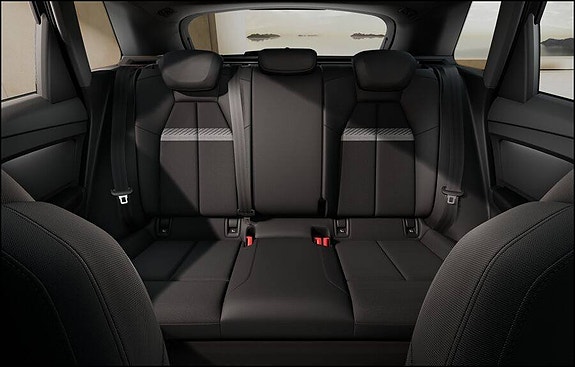 Audi Q4 e-tron 7 of 9
