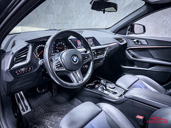 BMW 118i 11 of 27