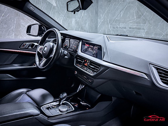 BMW 118i 13 of 27