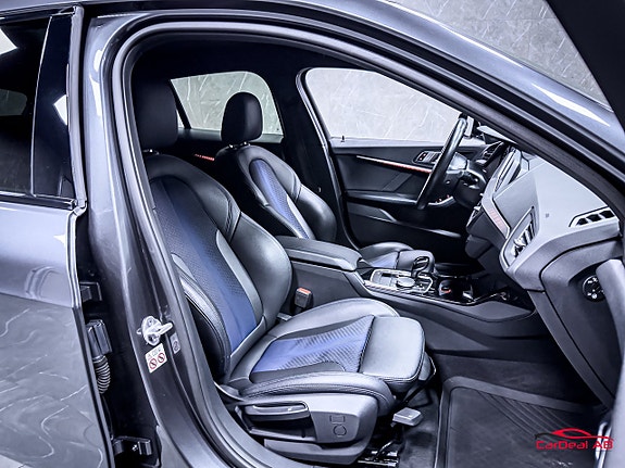 BMW 118i 15 of 27