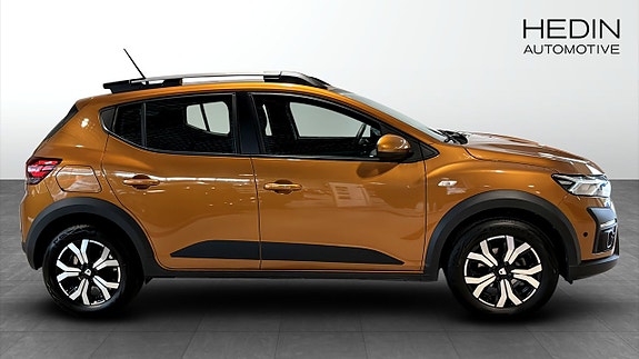 Dacia Sandero Stepway 3 of 12