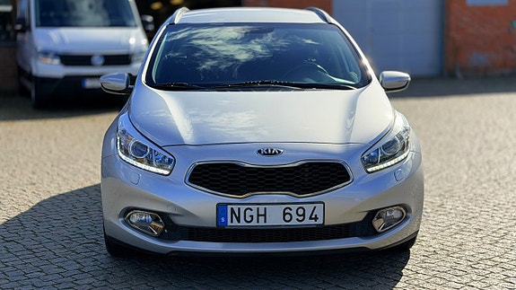 Kia Ceed 2 of 18