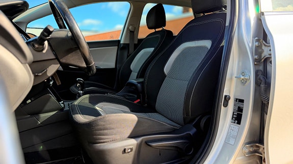 Kia Ceed 9 of 18