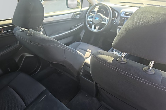 Subaru Outback 9 of 10
