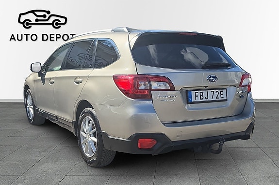 Subaru Outback 4 of 10