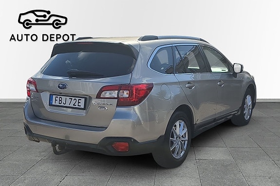 Subaru Outback 5 of 10
