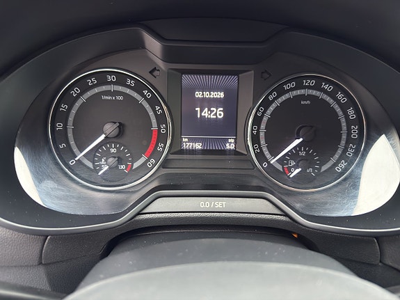 Skoda Octavia Scout 16 of 21