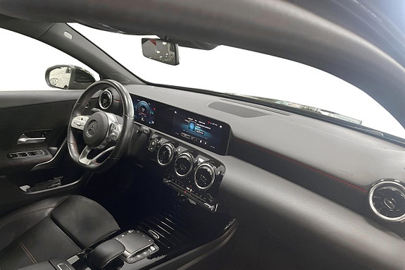 Mercedes-Benz A180 9 of 11