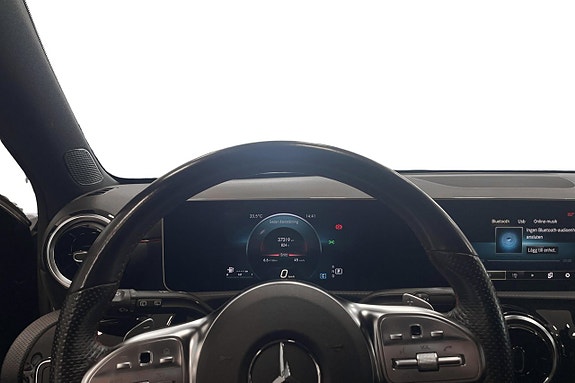 Mercedes-Benz A180 7 of 11
