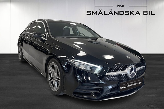 Mercedes-Benz A180 2 of 11
