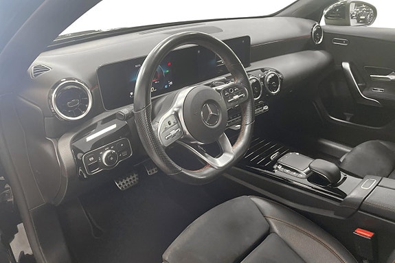 Mercedes-Benz A180 6 of 11