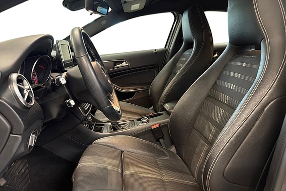 Mercedes-Benz A180 13 of 21
