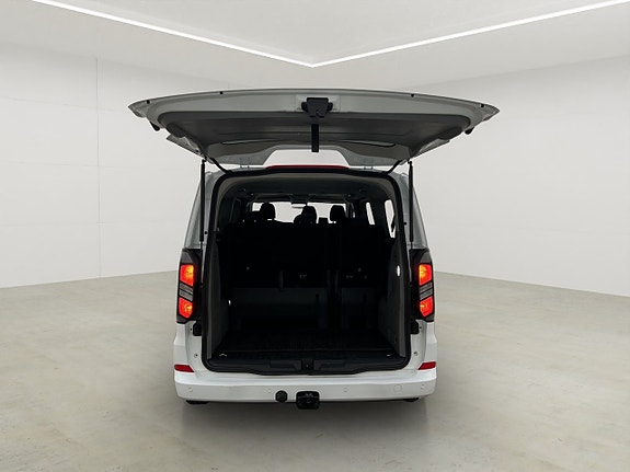 Ford Custom Tourneo 13 of 30