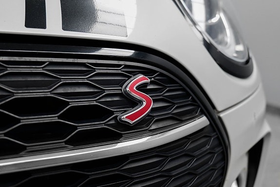 MINI Clubman Cooper S 4 of 22