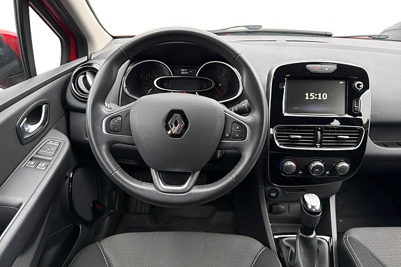 Renault Clio 16 of 23