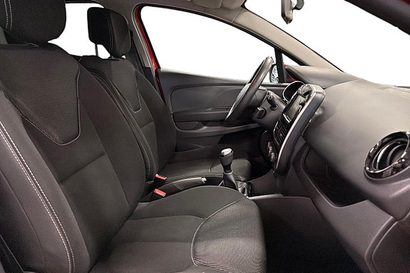 Renault Clio 15 of 23