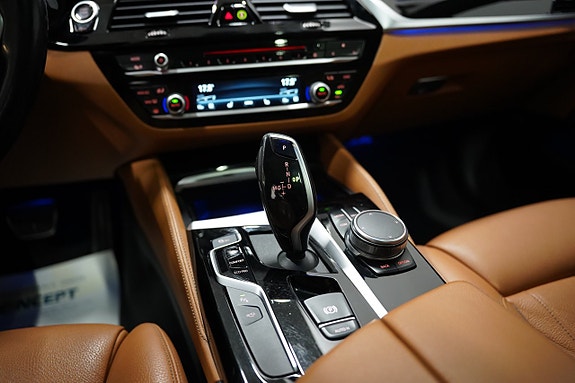 BMW 520d 18 of 30