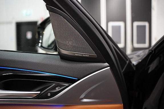BMW 520d 11 of 30