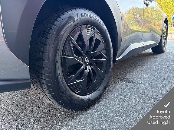 Toyota bZ4X 11 of 15