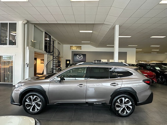 Subaru Outback 2 of 21
