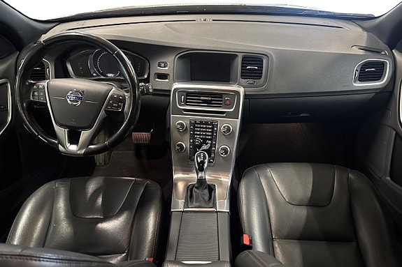Volvo V60 Cross Country 12 of 26