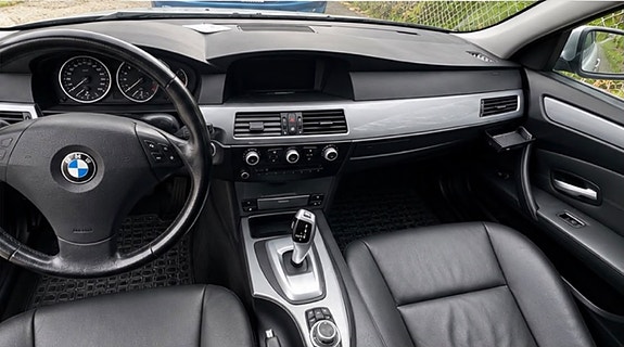 BMW 520d 4 of 11