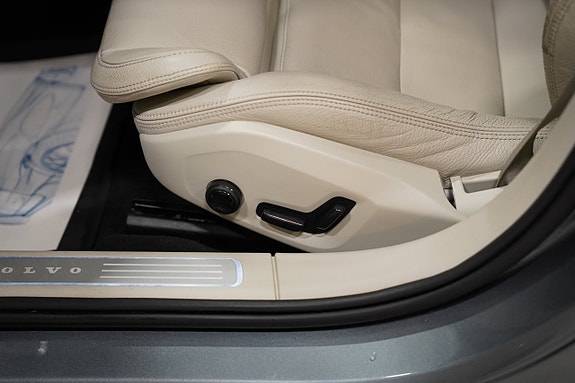 Volvo V90 Cross Country 10 of 26