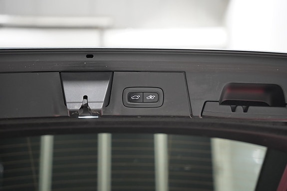 Volvo V90 Cross Country 26 of 26