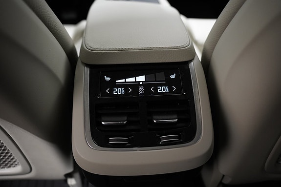 Volvo V90 Cross Country 22 of 26