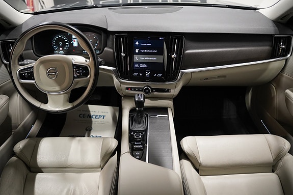 Volvo V90 Cross Country 12 of 26